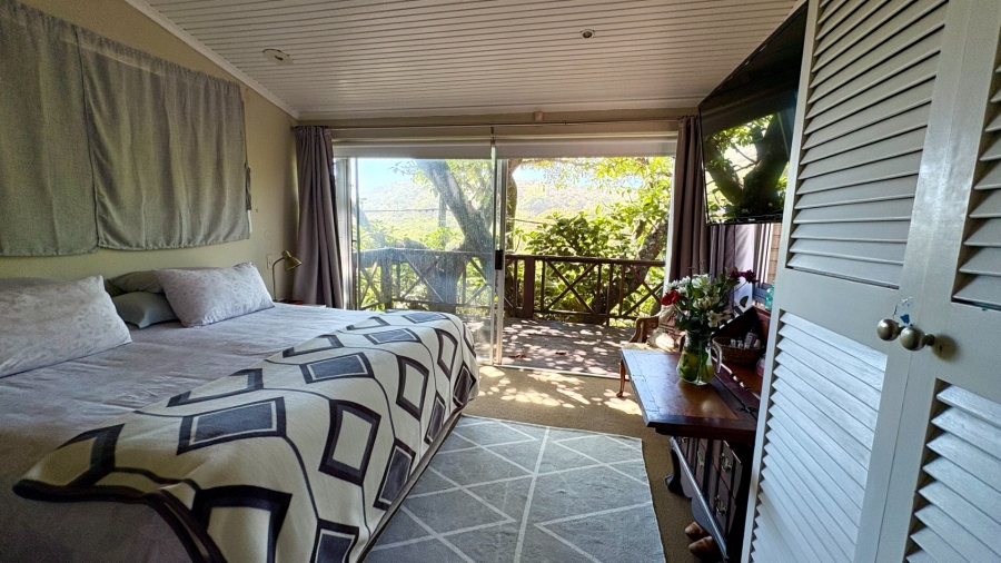 To Let 4 Bedroom Property for Rent in Bonza Bay Eastern Cape